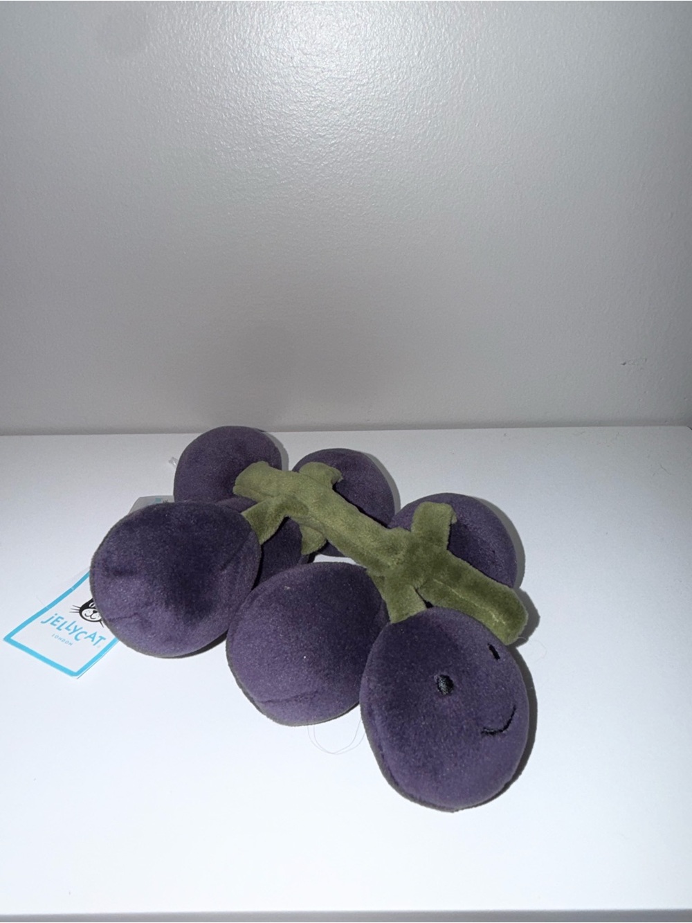 BNWT Jellycat fabulous fruit grapes